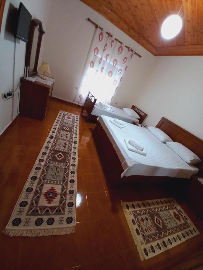 Sokolli Guest House Gjirokaster Exterior photo